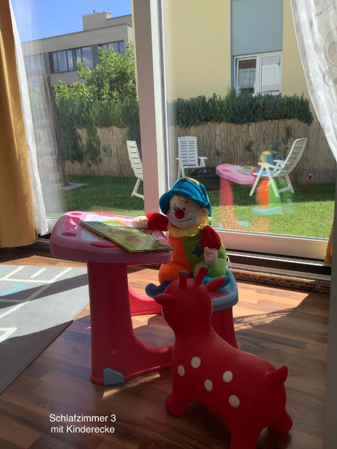 Ferienwohnung Am Bodensee- Zentrale Lage, Free Parking And Wifi, 109 M2, Privater Garten, 7 Gaeste, 2X Kingsize Boxspringbett, Familienfreundlich FDH Exterior photo