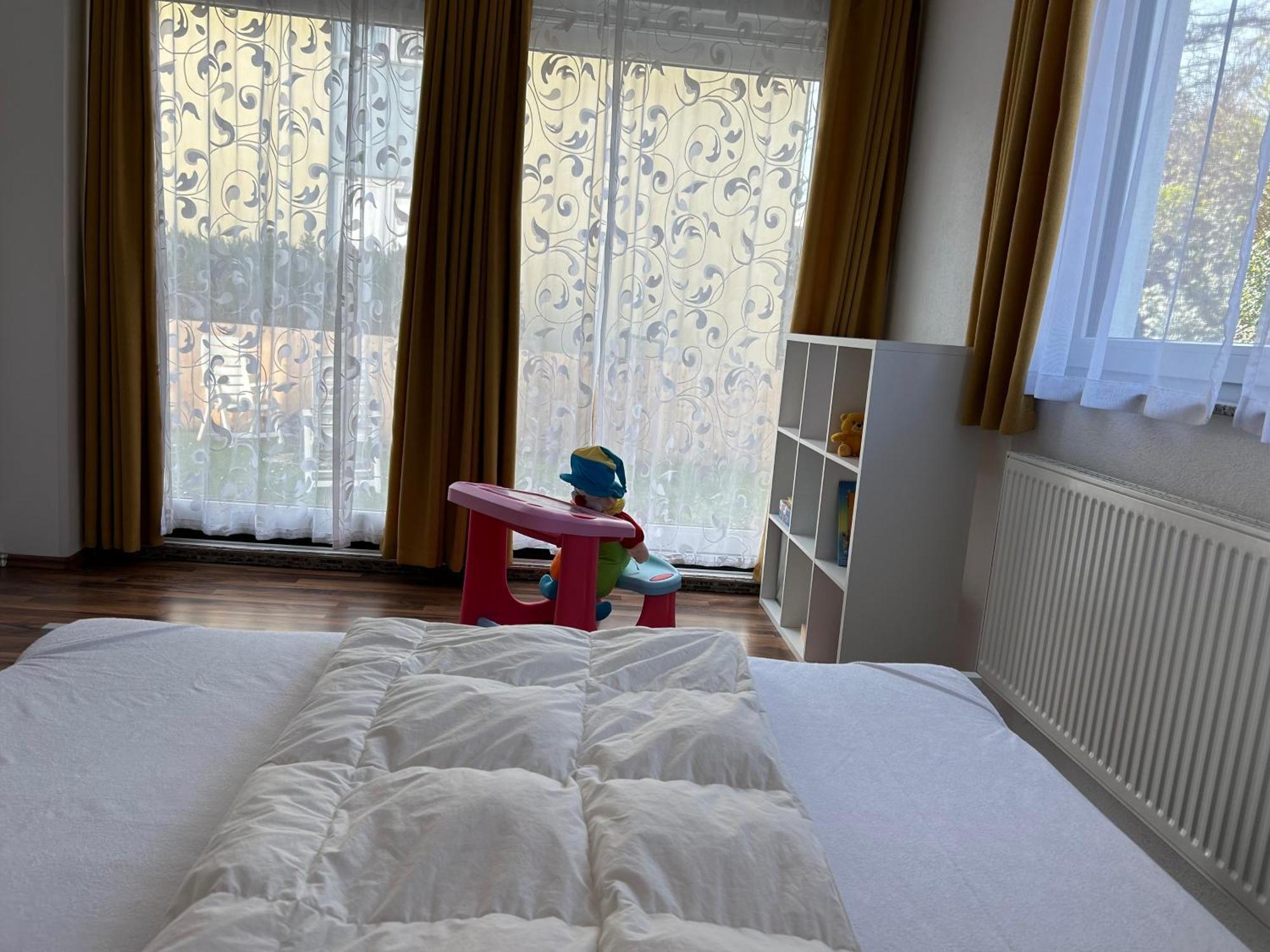 Ferienwohnung Am Bodensee- Zentrale Lage, Free Parking And Wifi, 109 M2, Privater Garten, 7 Gaeste, 2X Kingsize Boxspringbett, Familienfreundlich FDH Exterior photo